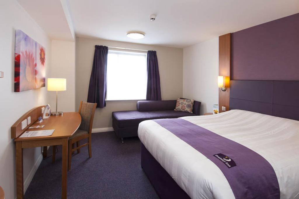 Premier Inn Newcastle - Metro Centre Gateshead Ngoại thất bức ảnh